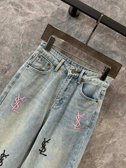 Embroidered logo slim jeans