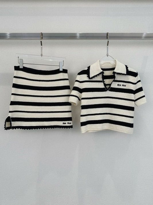 Popular classic striped V-neck short-sleeved skirt suit