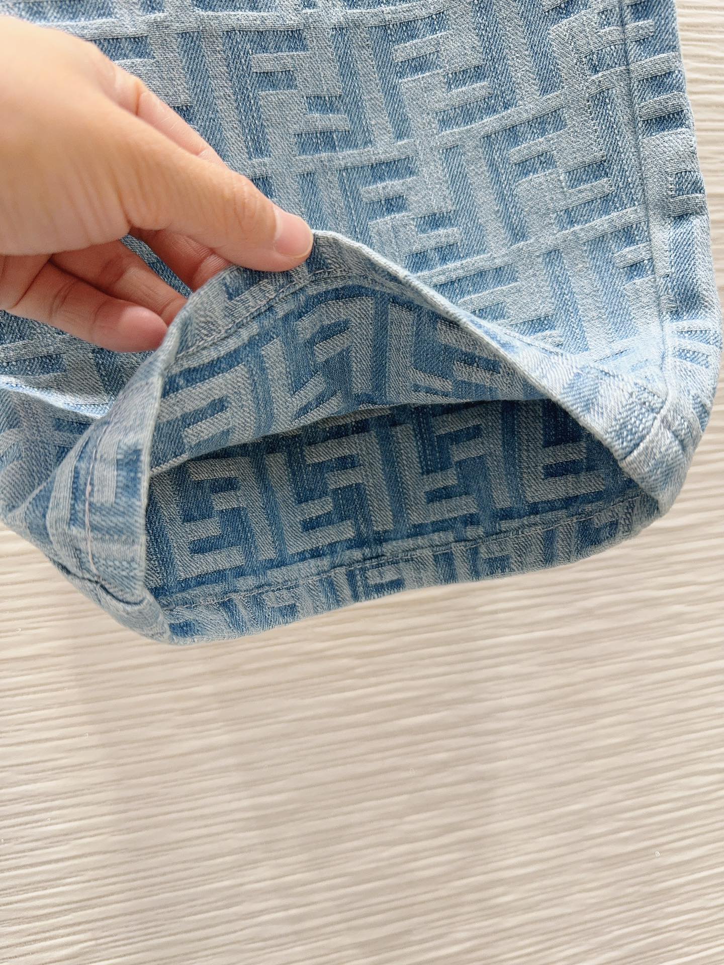 Logo print denim jeans