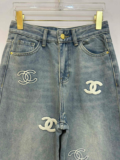 Jeans with small logo embroidery