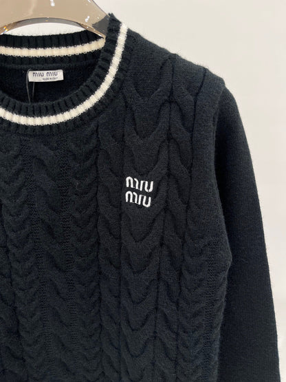 MM new color matching letter jacquard knitted long sleeve